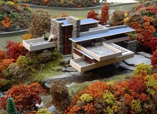 3d model of Fallingwater House designed by Frank Lloyd Wright