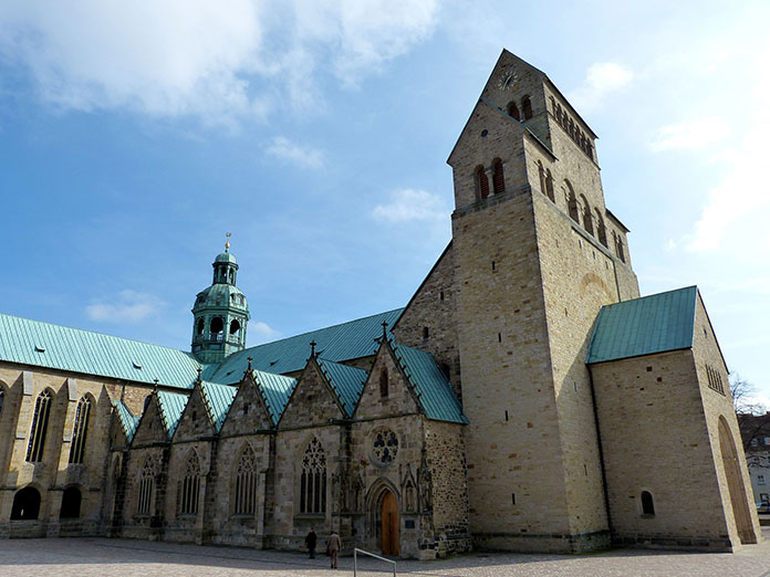 Romanesque architecture of Hildesheim Cathedral