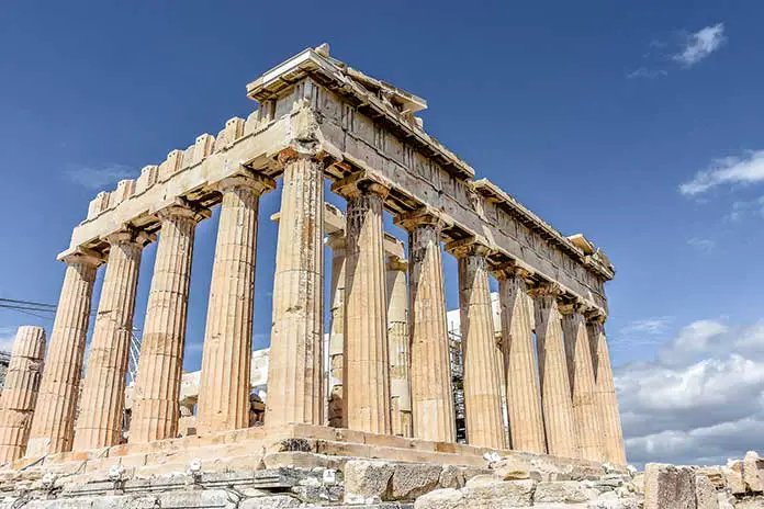 Facts about the architecture of Parthenon