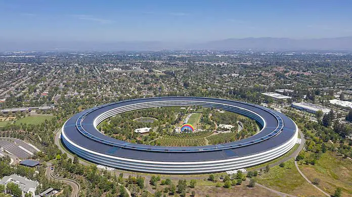 The ring-shaped Apple Park building (Apple headquarters) in California