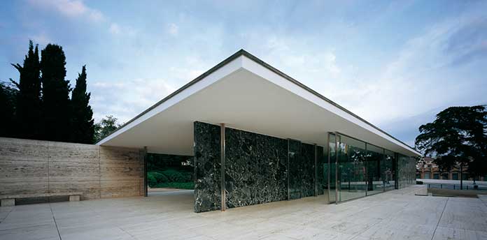 Photography of Barcelona Pavilion among the Ludwig Mies van der Rohe buildings