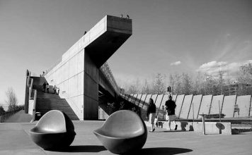 Photography for Olympic Sculpture Park as an example of cantilever design in reinforced concrete structures