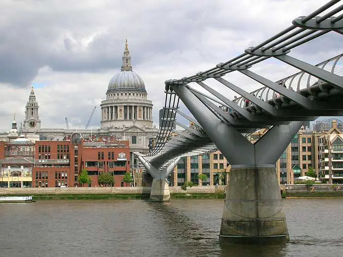 Millenium Bridge design by Norman Foster & Partners