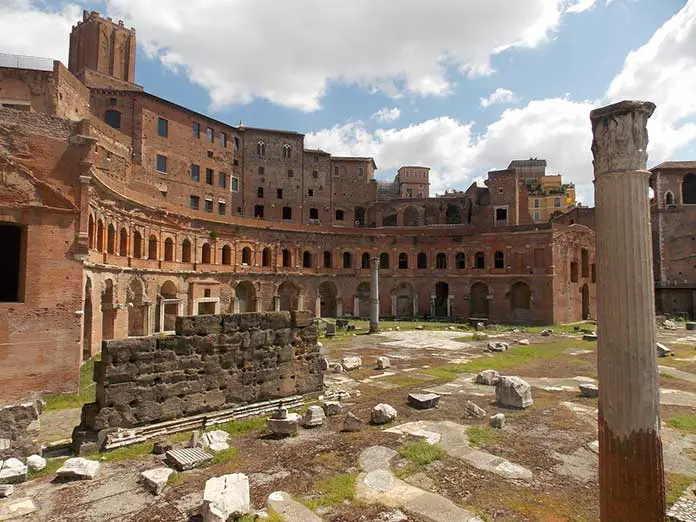 Trajan's Market is one of the most famos buildings in Rome city