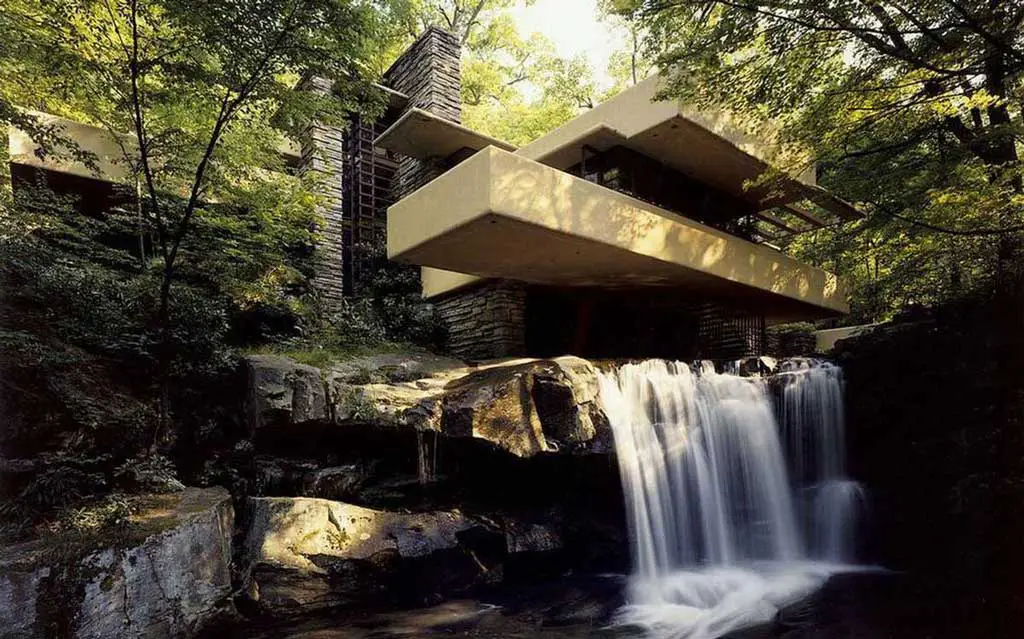 Water Fall House in Pennsylvania