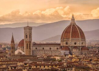 Florence Cathedral, important domes of Renaissance architecture style